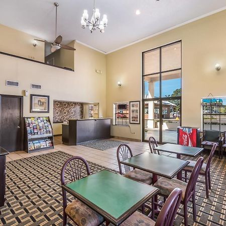 Americas Best Value Inn Аркаделфия Екстериор снимка