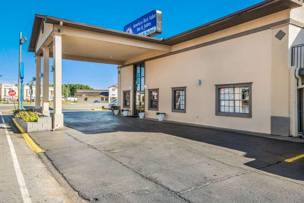 Americas Best Value Inn Аркаделфия Екстериор снимка