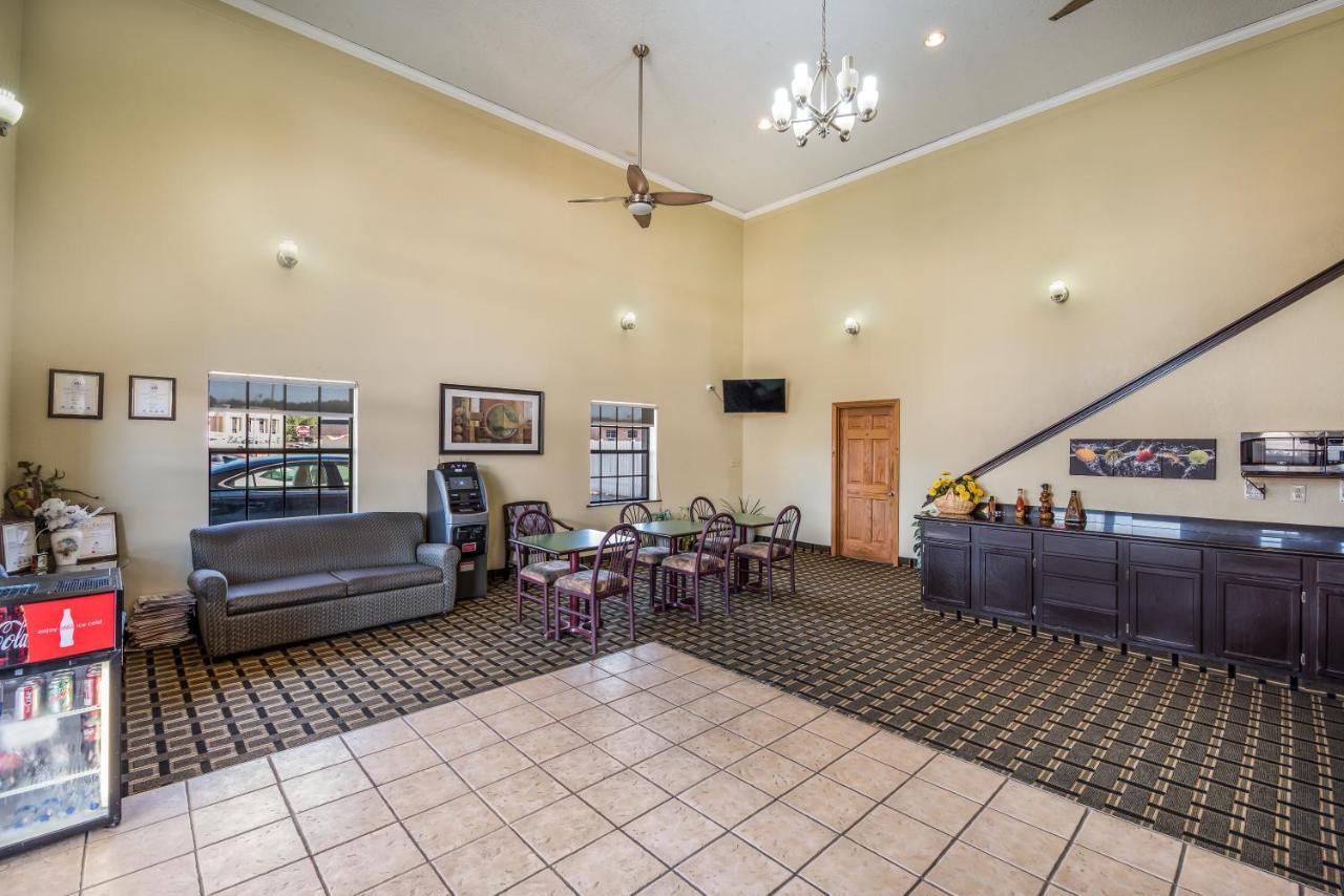 Americas Best Value Inn Аркаделфия Екстериор снимка