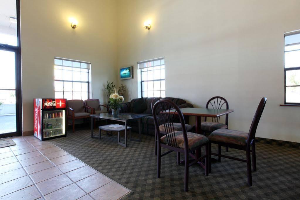 Americas Best Value Inn Аркаделфия Екстериор снимка