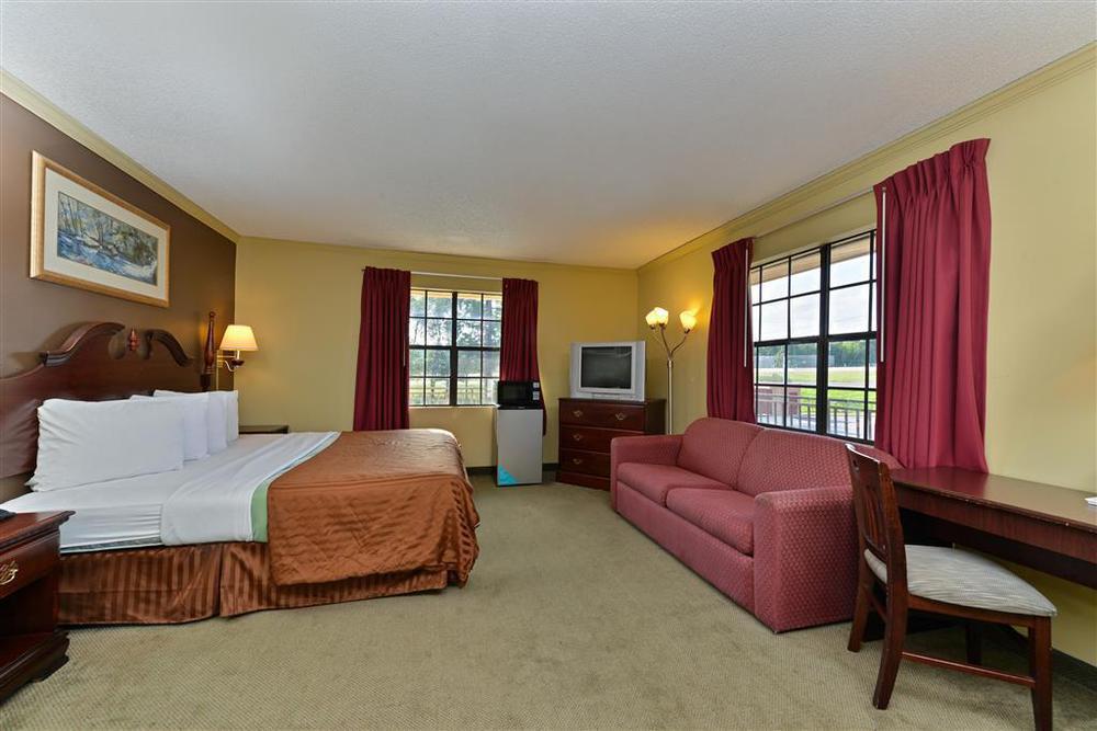 Americas Best Value Inn Аркаделфия Стая снимка